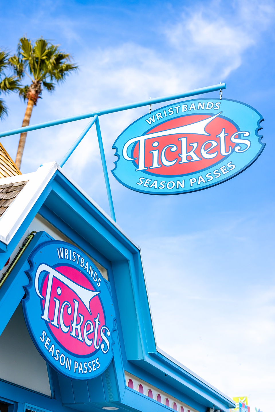 Playful Santa Cruz Beach Boardwalk Engagement Photos Sarah